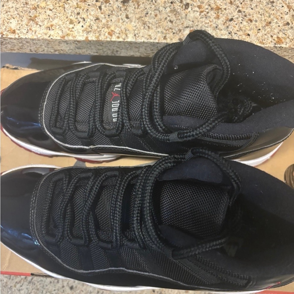 Jordan 11 bread - Picture 4 of 5